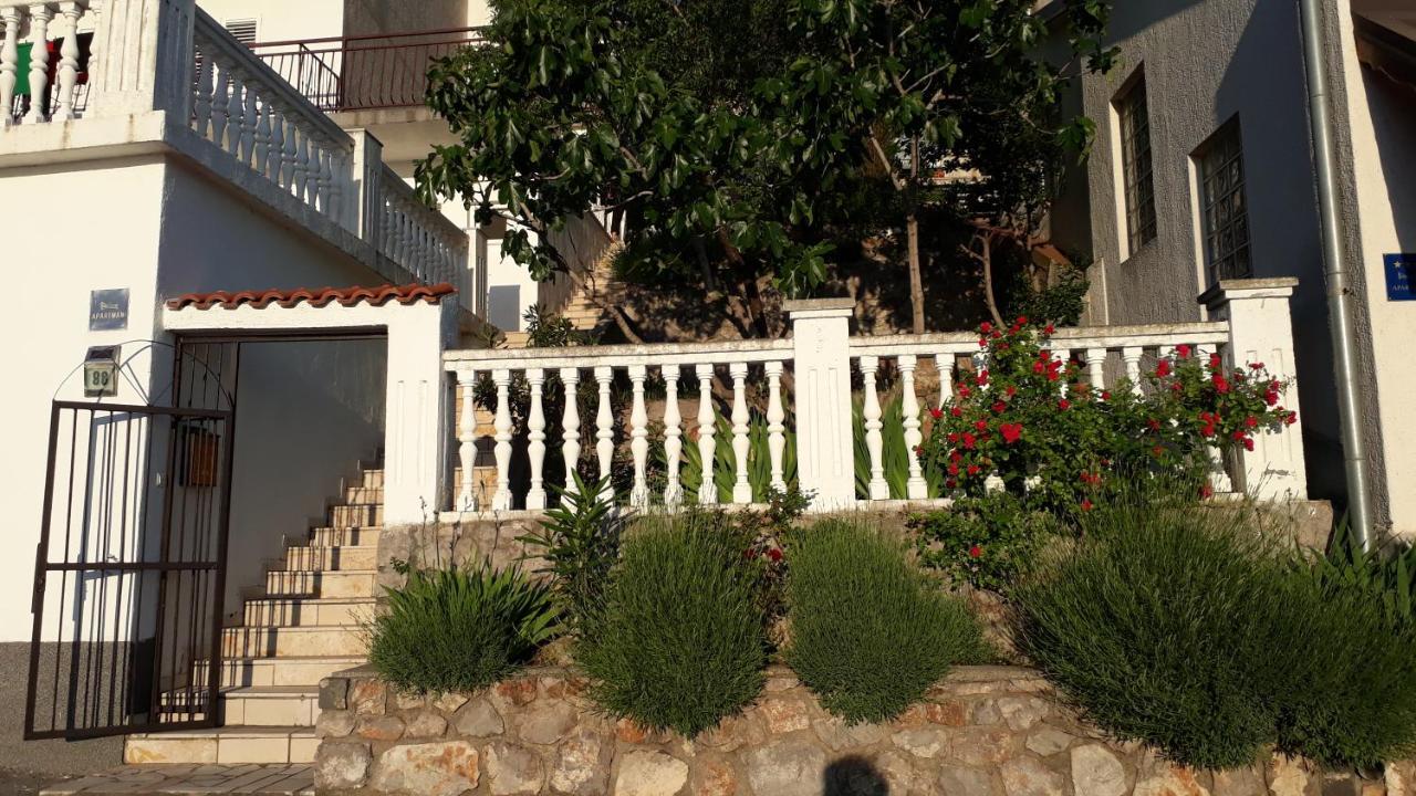 Natalie Apartment Senj  Luaran gambar