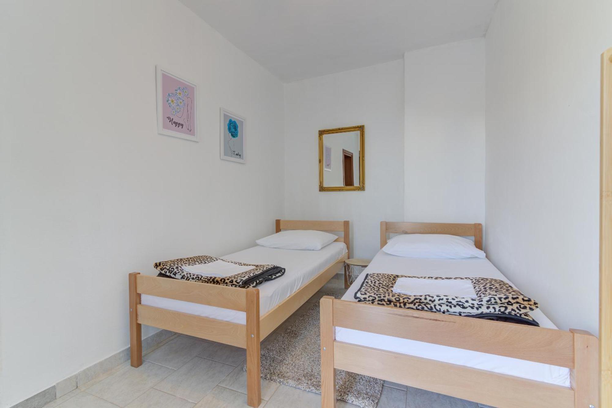 Natalie Apartment Senj  Bilik gambar