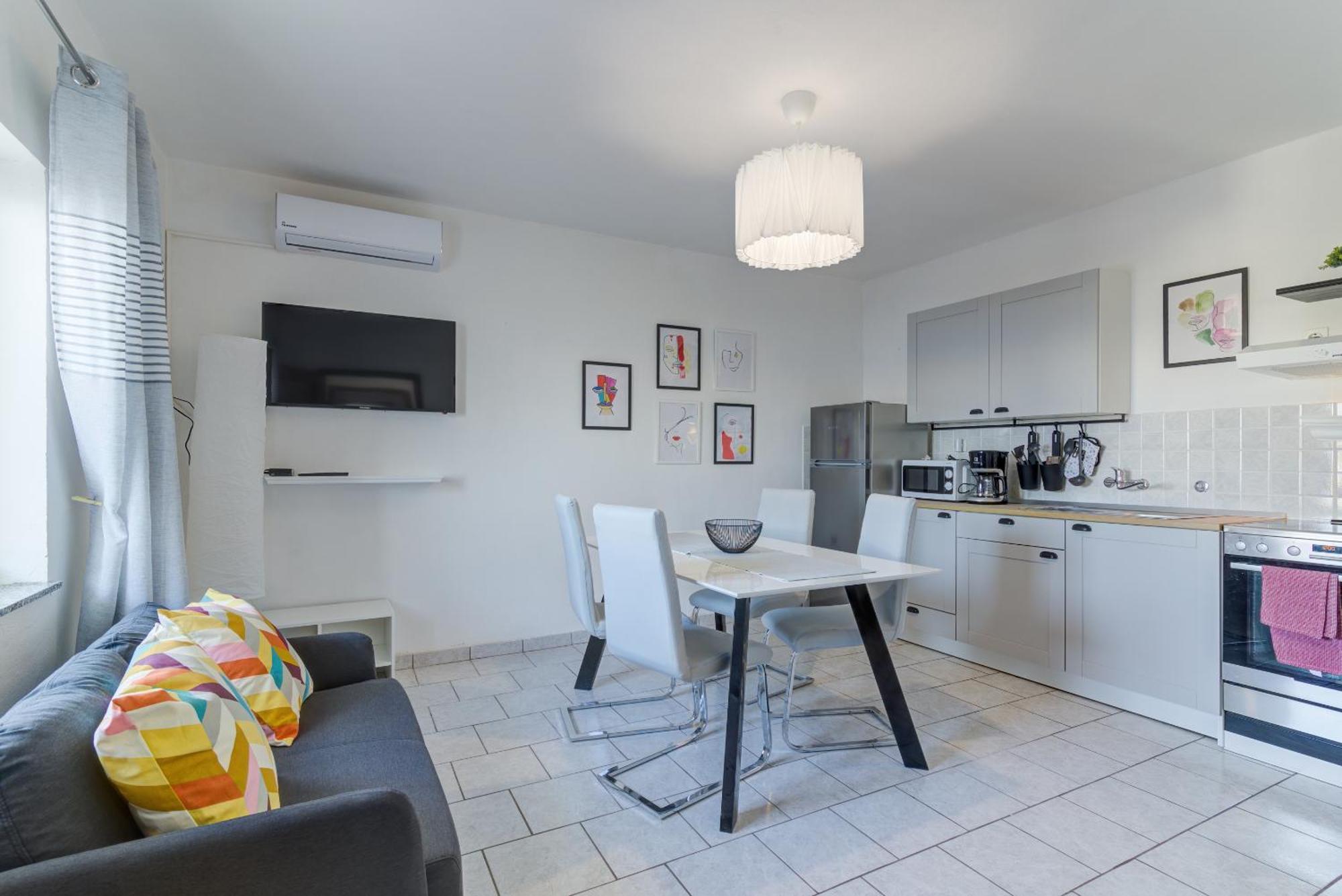Natalie Apartment Senj  Bilik gambar